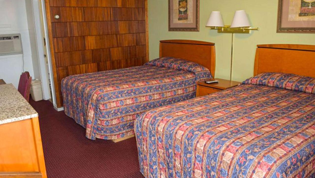 Relax Inn Bloomsburg Exterior photo